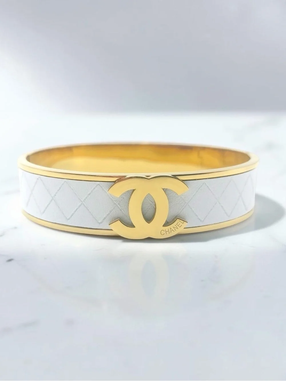 White & Gold Quilted Logo Statement Bangle Bracelet | Fashion | Size 6.5 -7